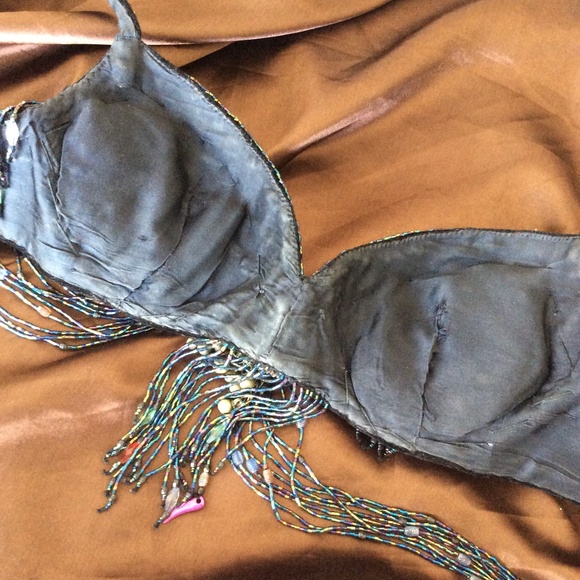 Tribaret Bella - 6 piece professional bellydance costume - Multi on Black Velvet - Picture 12 of 14